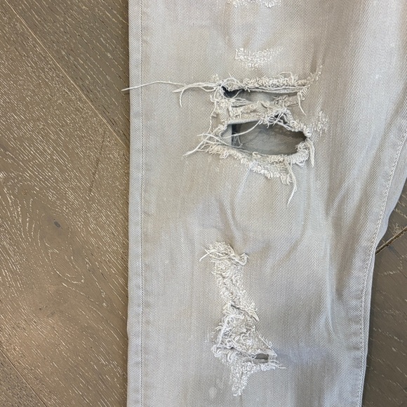 DSQUARED2 Light Gray Ripped Jeans - Picture 4 of 6